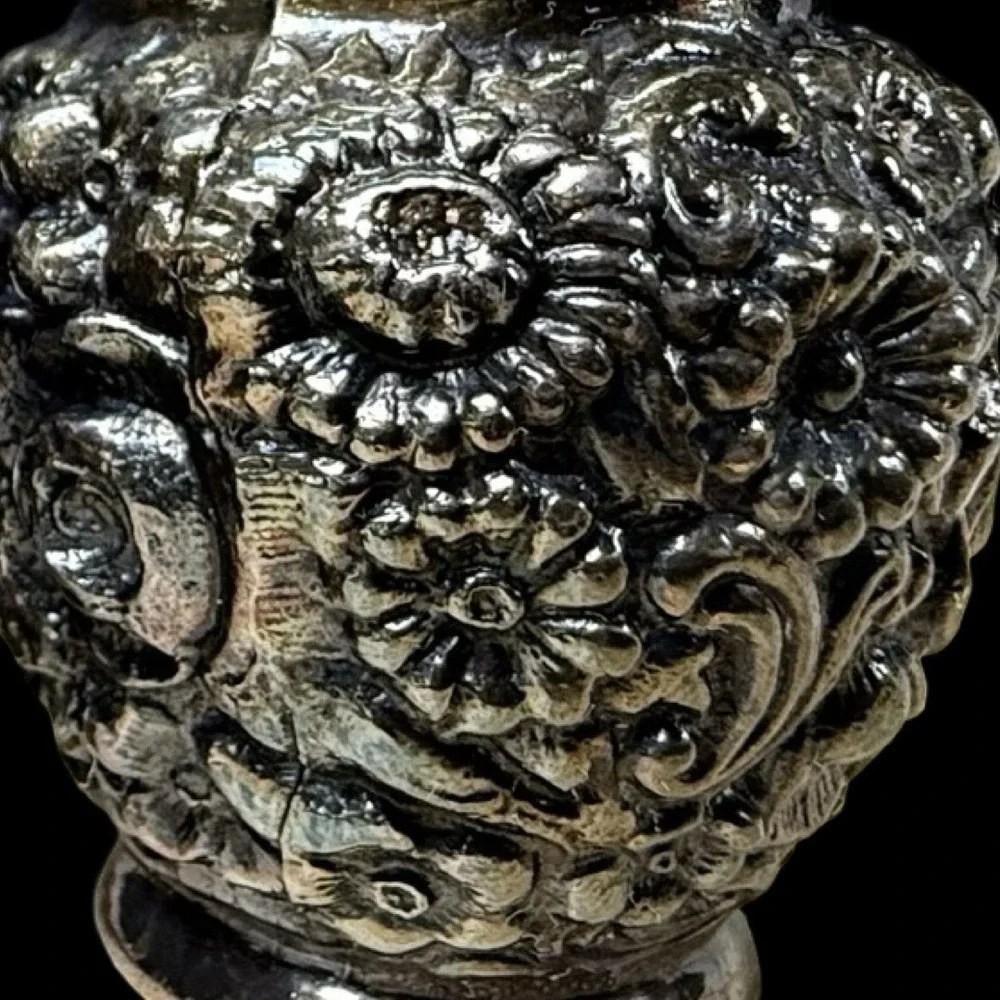 VTG Fancy Silver Plate Salt & Pepper Shakers W.B. Mfg Co.‎ Floral Pair